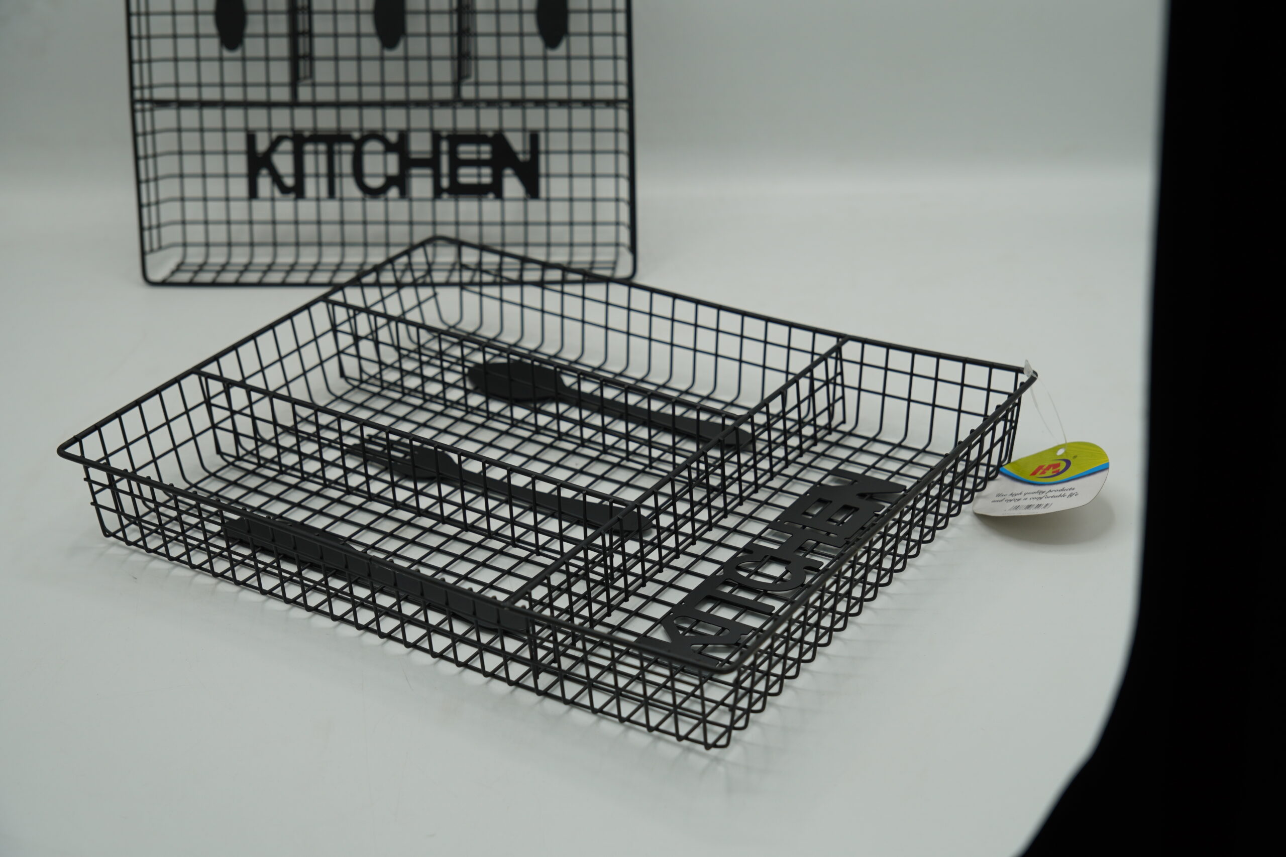 WIRE CUTLERY TRAY 1